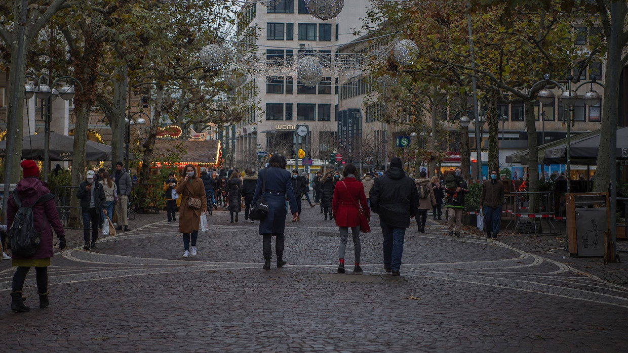 Weniger Weihnachtstrubel als sonst: die Frankfurter Innenstadt in Corona-Zeiten