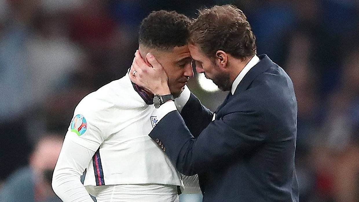 Spendete Trost: Englands Trainer Gareth Southgate bei Jadon Sancho