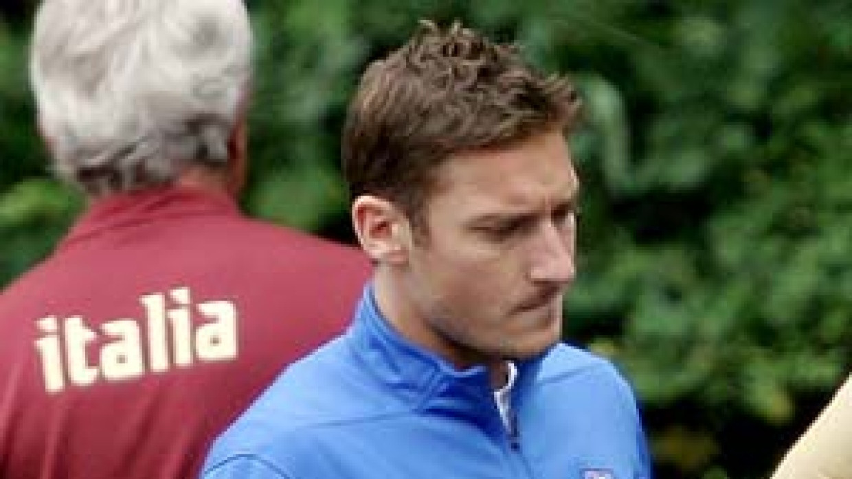 Betretene Mienen bei den Italienern um Francesco Totti