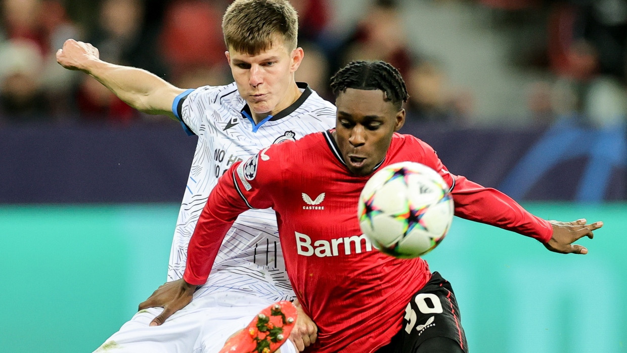 Jeremie Frimpong und Bayer Leverkusen reicht eine Nullnummer gegen Brügge, um sich in die Europa League zu retten.