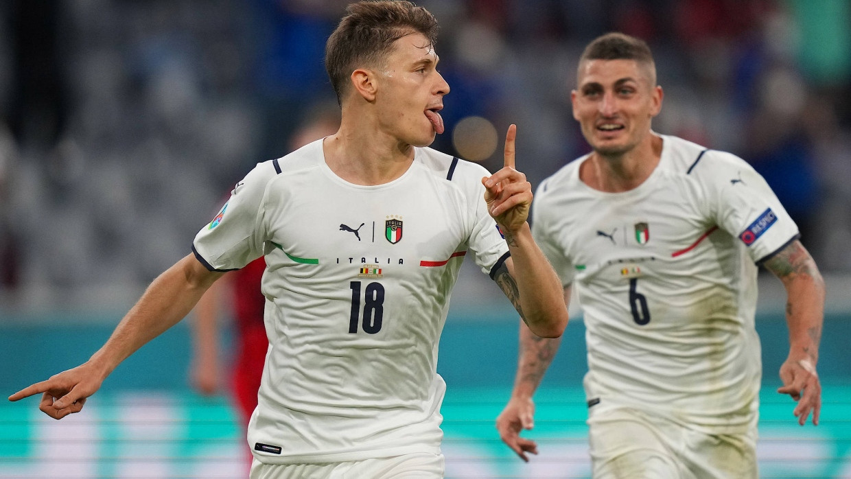 Ein Mann, vier Frauen: Jung-Vater Nicolo Barella verblüfft selbst die Italiener.