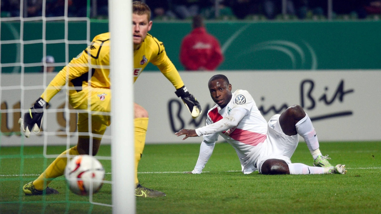 Die Entscheidung in Bremen: Ujah trifft, Horn ist machtlos.