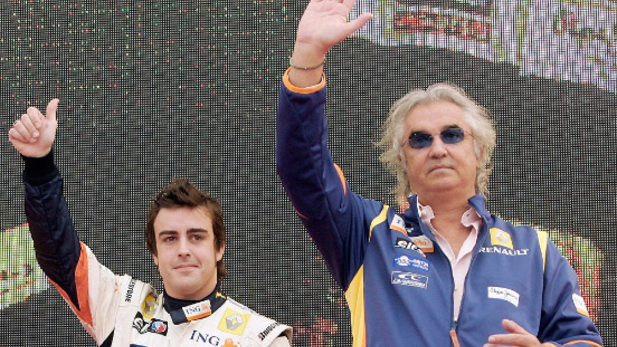 Die Verbindung zwischen Fernando Alonso (l.) und Flavio Briatore hält