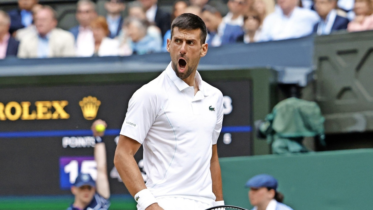 Der Rekordsieger: Djokovic  weist Musetti in die Schranken.