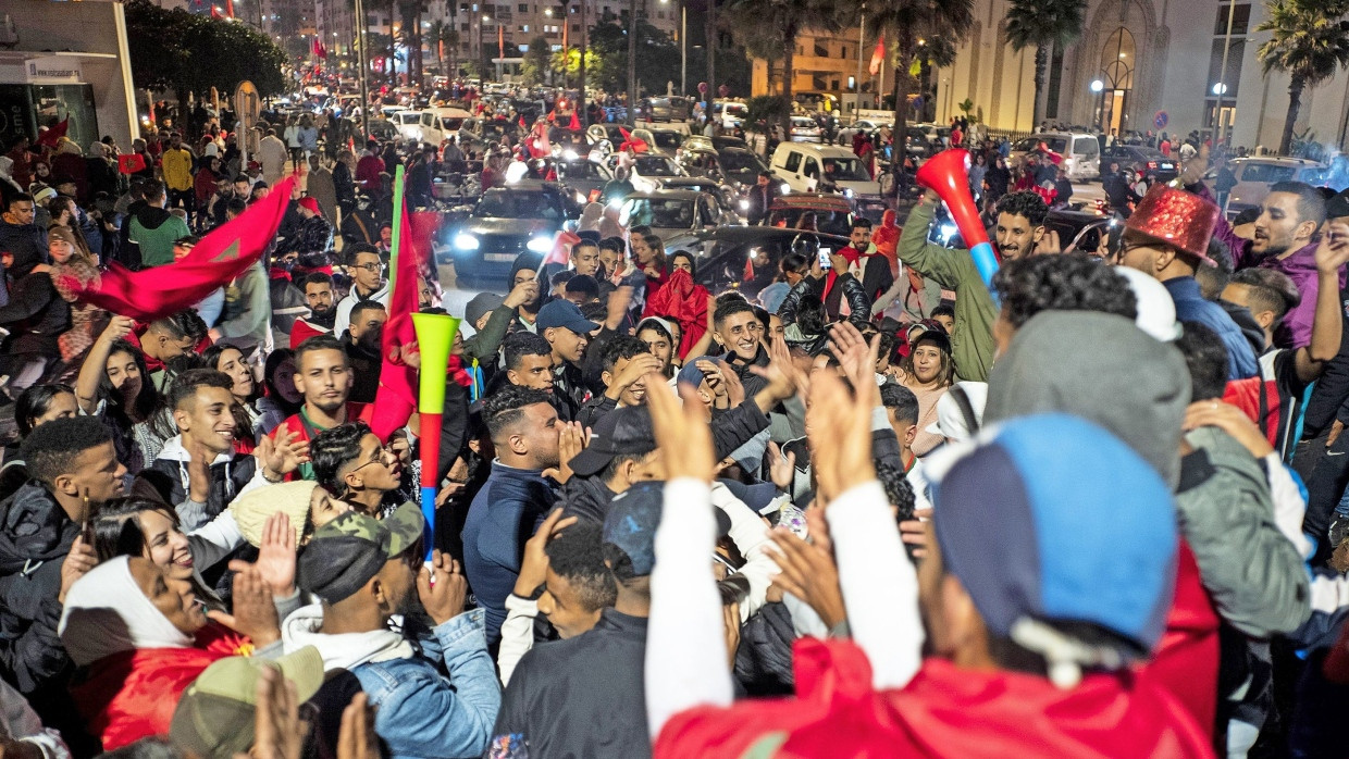 In Casablanca: Fans feiern den Einzug Marokkos ins Halbfinale