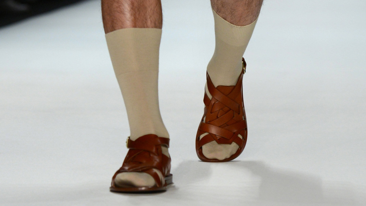 Geschmackssicher oder nicht? Sandalen mit Socken: Durchgesetzt hat sich dieser Trend nicht.