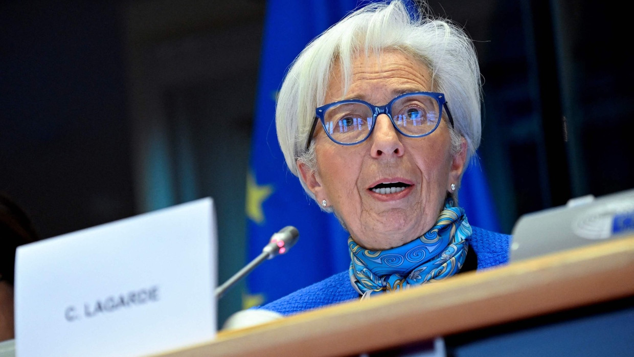 EZB-Präsidentin Christine Lagarde: Ihr Mann soll mal gesagt haben, sie solle besser keine neuen Positionen mehr antreten – sonst gebe es da auch wieder eine Krise.