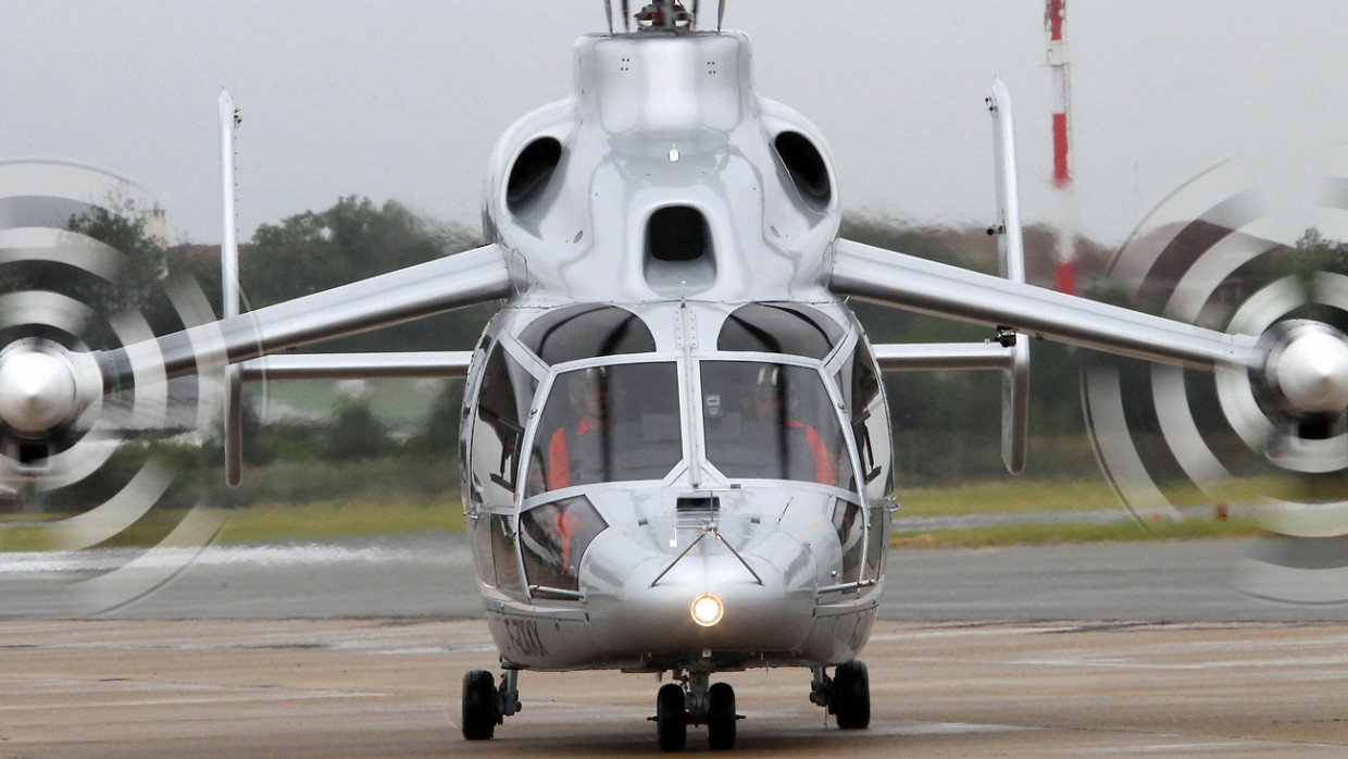 Eurocopter X3 landet in Le Bourget