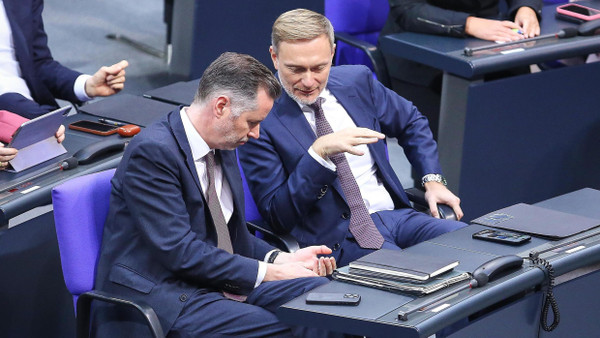 OGs bei der Arbeit? Christian Lindner und Christian Dürr im Bundestag