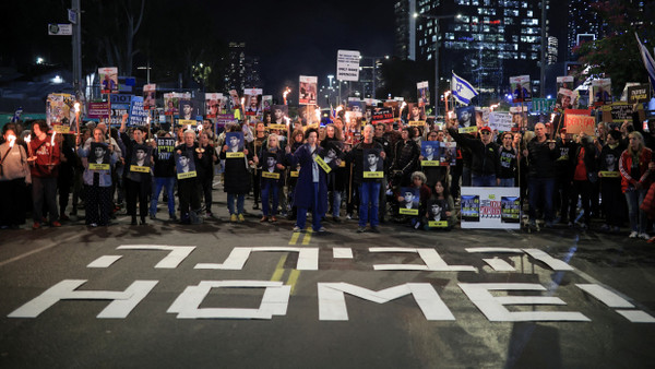 Demonstration am 13. Januar in Tel Aviv für den schnellen Abschluss eines Geiseldeals