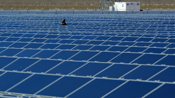 Der Solarpark Copper Mountain in Nevada wird von RWE betrieben.