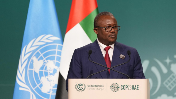 Am Freitag in Dubai: Guinea-Bissaus Präsident Umaro Sissoco Embaló spricht auf der Klimakonferenz