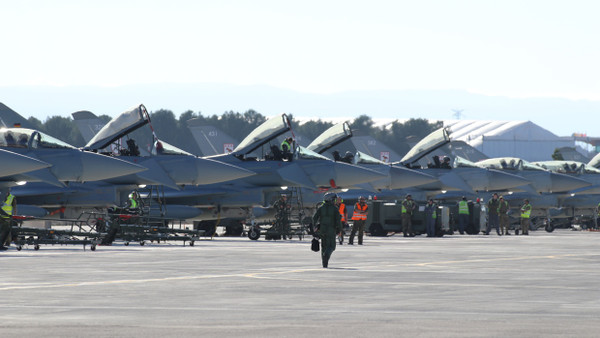 Kampfflugzeuge während der NATO-Übung in Albacete