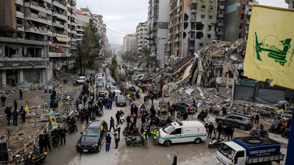 Inmitten der Trümmer: Jubelszenen im südlichen Vorort von Beirut