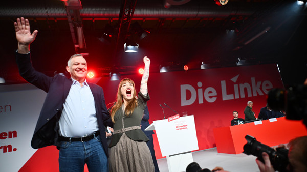 Wollen Zuversicht verbreiten: Jan van Aken und Heidi Reichinnek auf dem Parteitag der Linken in Berlin