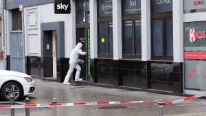 Innenminister gehen von rechtsradikalem Hintergrund aus