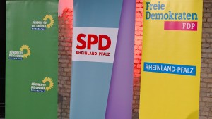 Parteien in Rheinland-Pfalz stimmen Koalitionsvertrag zu