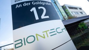 Biontech und Twitter suchten angeblich geheime Absprache