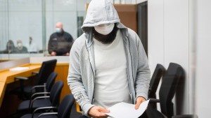 Lange Haftstrafe für IS-Chefanwerber in Deutschland