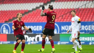 Nürnberg siegt bei Geisterspiel-Rückkehr