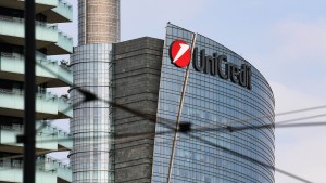 Wie die Finanzaufsicht Unicredit bremsen kann