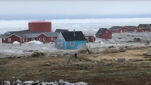 Wie es zu der Riesenwelle in Ostgrönland kam