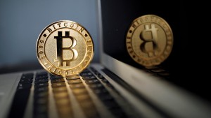 Hoffnung auf ersten Spot-ETF in USA beflügelt Bitcoin