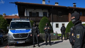 Polizei durchsucht Villa von russischem Oligarchen