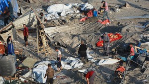 Israel bombardiert humanitäre Zone – mindestens 40 Tote