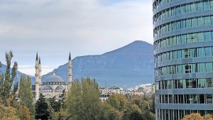 Große Oper im albanischen Kulturpalast