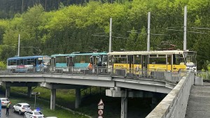 Mehr als 100 Verletzte bei Straßenbahnunfall in Russland