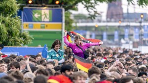 Die Fanzone ist voll und wird geschlossen