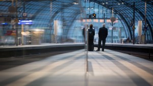 Wie erreiche ich trotz des Bahnstreiks mein Ziel?