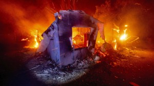 Waldbrände wüten in ganz Kalifornien