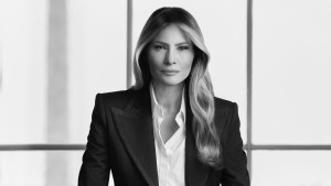 Weißes Haus veröffentlicht offizielles Porträtfoto von Melania Trump