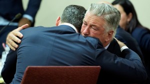 Alec Baldwin klagt gegen Justizbeamte in New Mexico