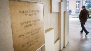 Bank der Zentralbanken warnt vor Übermut