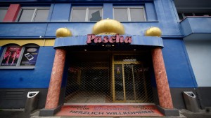 Ermittler durchsuchen das Kölner „Pascha“