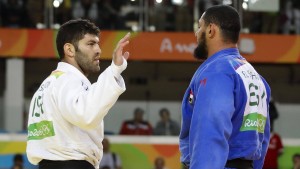 Ägyptischer Judoka verweigert Israeli den Handschlag