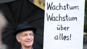 Die Wirtschaftspolitik kehrt zurück