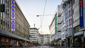 Galeria Karstadt Kaufhof will fast die Hälfte aller Häuser schließen