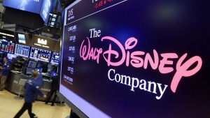 Disney legt im Kampf um Fox nach