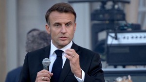 Macron warnt vor „Bürgerkrieg“