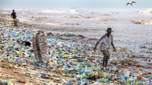 Wie die UN Plastikmüll endgültig besiegen will