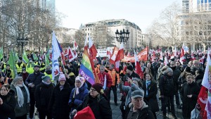 „Sagt doch auch mal was gegen Rechte“