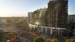 Zahl der Toten nach Hochhausbrand in Valencia auf zehn gestiegen