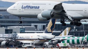 Lufthansa setzt Flüge von und nach Teheran aus