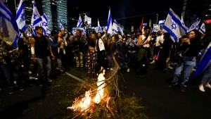 Massenproteste in Israel halten trotz Verschiebung der Justizreform an