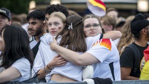 Traurige Mienen nach dem EM-Aus der deutschen Elf