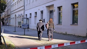 Die Anspannung im Viertel ist mit Händen zu greifen